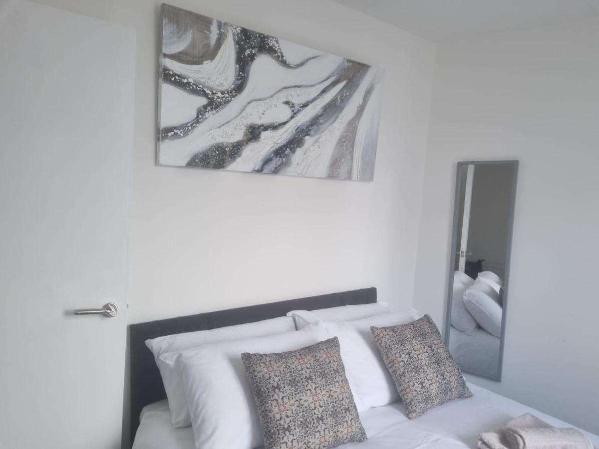Attractive 2 Bed Apartments Free Wi-Fi And Parking Croydon Exterior photo